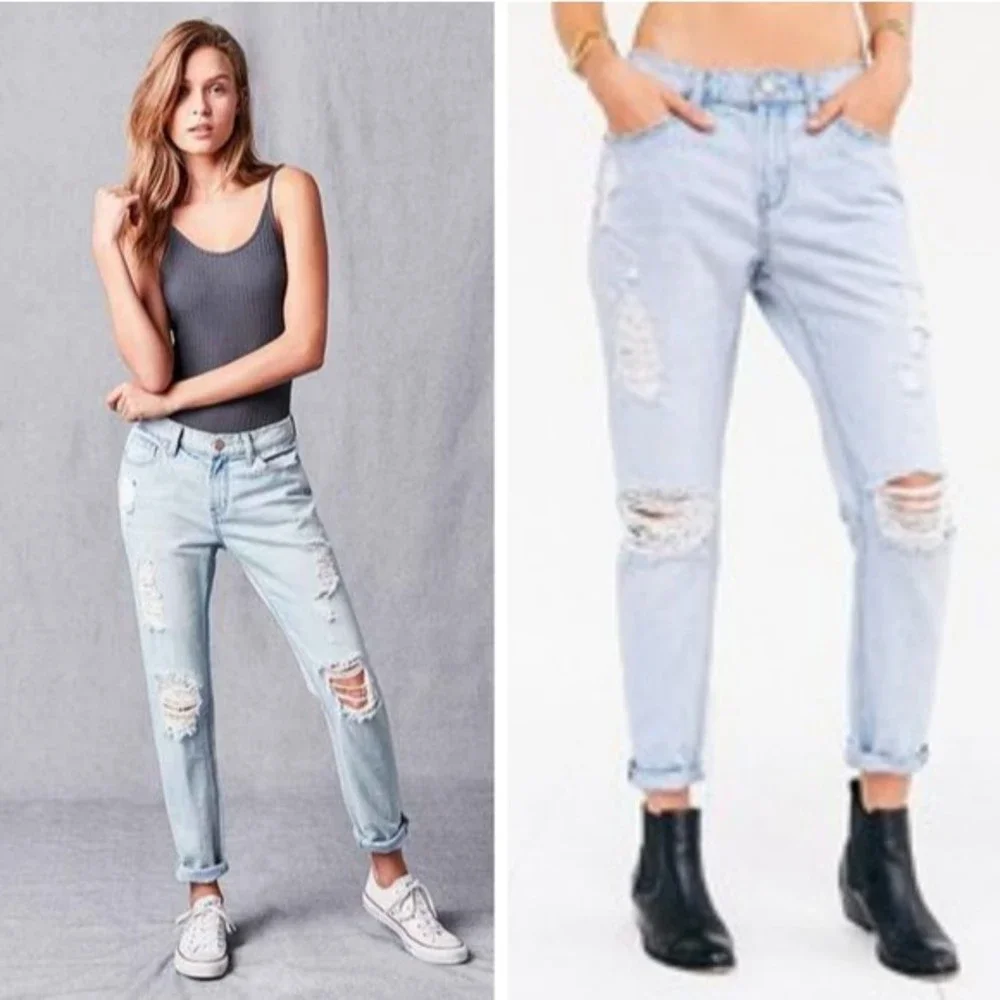 BDG Urban Outfitters Slim Boyfriend Jeans Distressed Ripped Jeans Blue 29 - Picture 3 of 6
